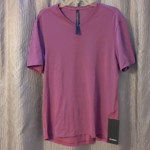 NWT Men's lululemon 5 year tee